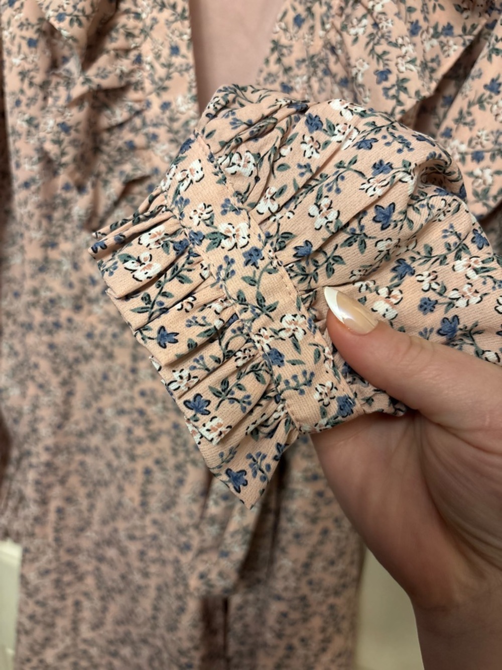 NEW FREE THE ROSES WRAP DRESS - Picture 2 of 6